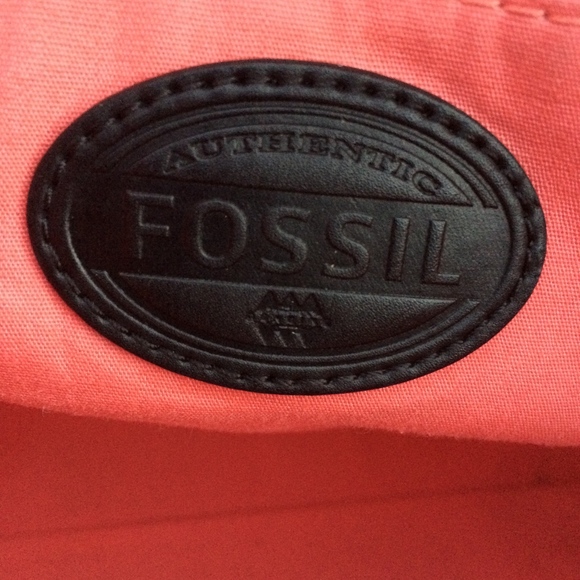 Fossil Zip Pattern Shoulder Bag - Picture 2 of 7